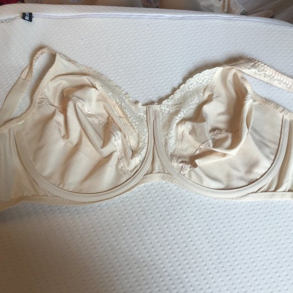 Cacique 44DD White Lace Unlined Bra - Picture 4 of 8